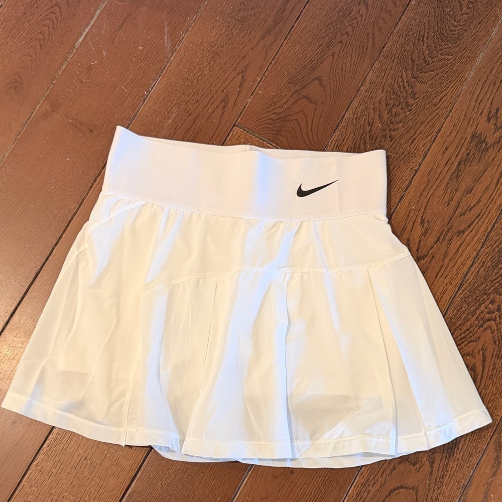 Nike Women's Athlethic Skirt
